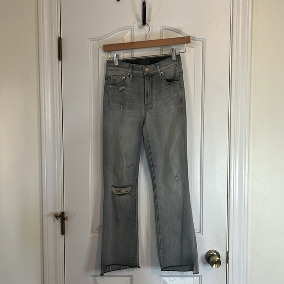 Mother Denim | Insider Crop Step Fray Best Left in the Shadows Sz 24/2 Gray Wash - Picture 3 of 14